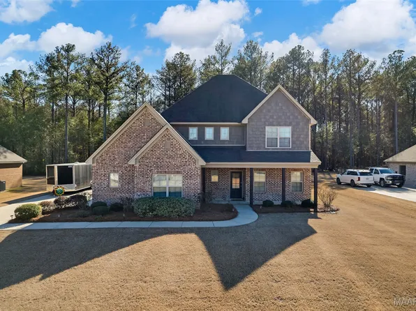 212 Spruce Knoll Ln, Elmore, AL 36025