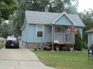 1306 Dearborn St, Joliet, IL 60435