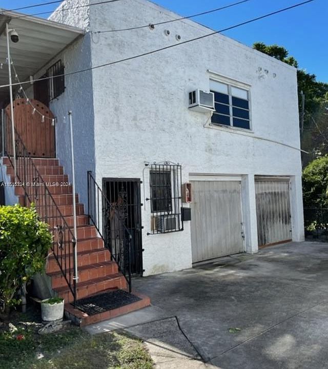 Studio is in the back building