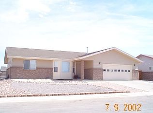 2053 James St, Montrose, CO 81401