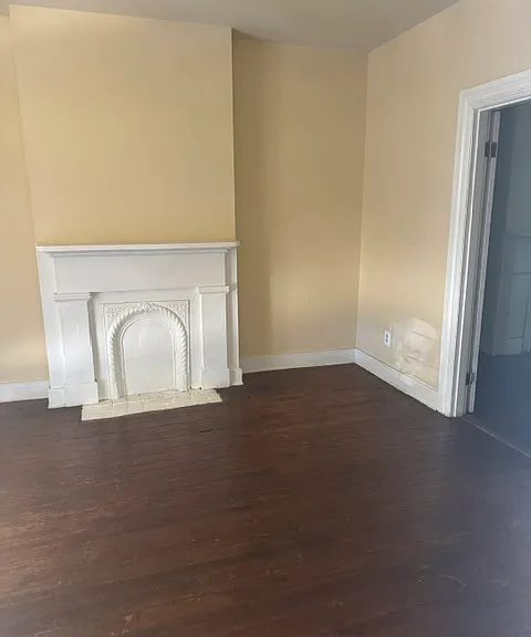 405 N Madison St — Photo 2