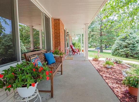 3rd image of 8806 Rusdon Ln