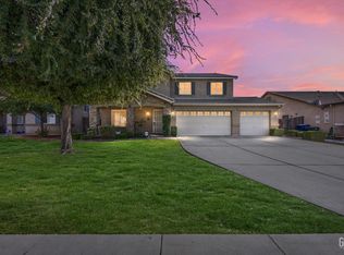 12203 Timberpointe Dr, Bakersfield, CA 93312