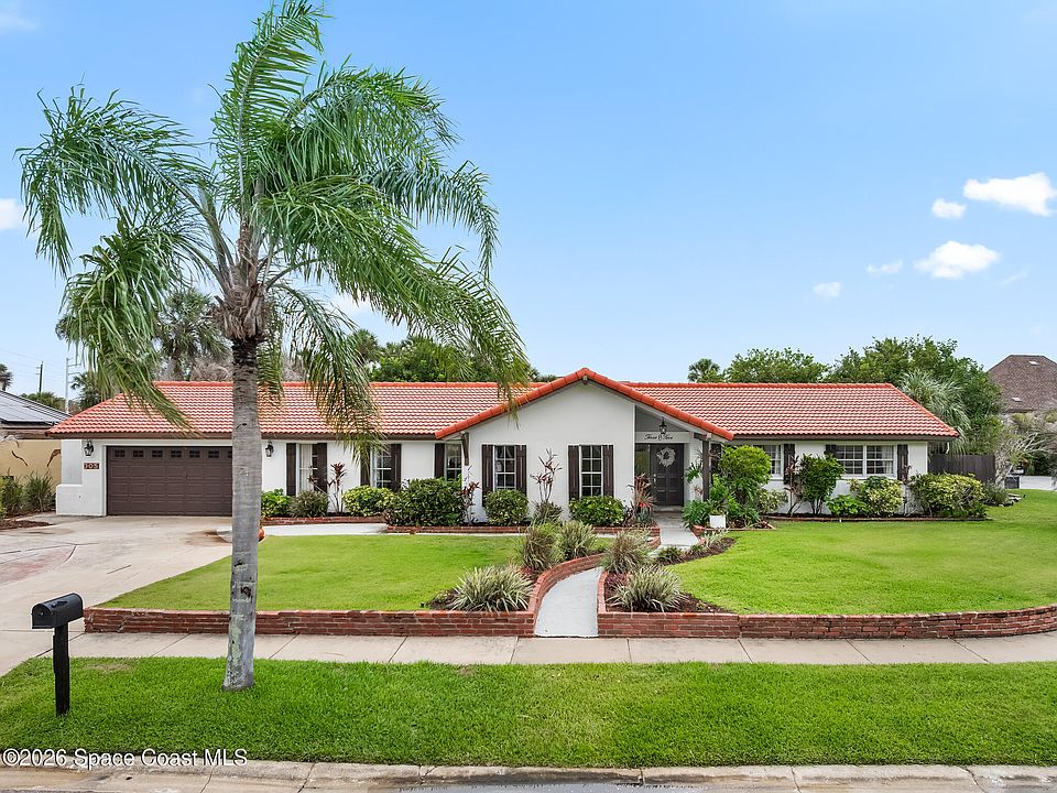 1st image of 305 Sand Pine Rd