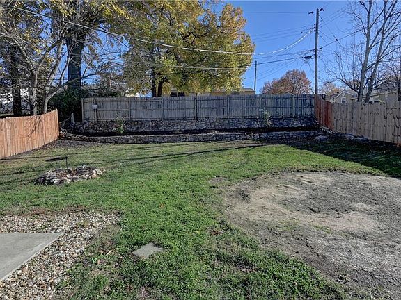 5th image of 6603 N Charlotte St
