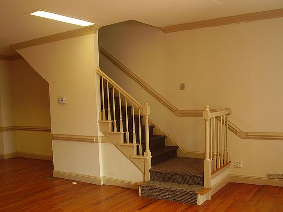 4th image of 120 N Franklin St Ste D