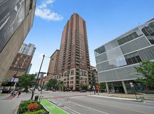 41 E 8th St APT 1404, Chicago, IL 60605
