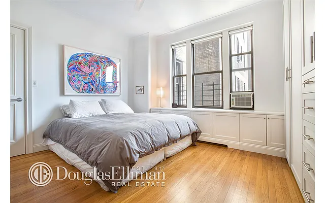 Sold by Douglas Elliman | media 17