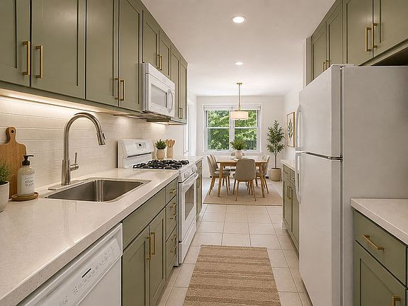 4th image of 303 W 66th St APT 2GE
