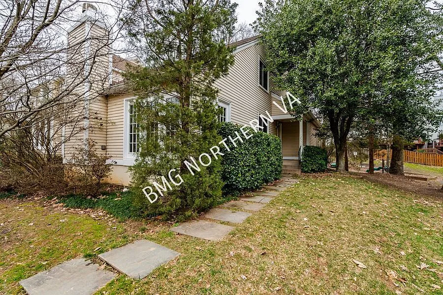 12536 Flatwood Cir