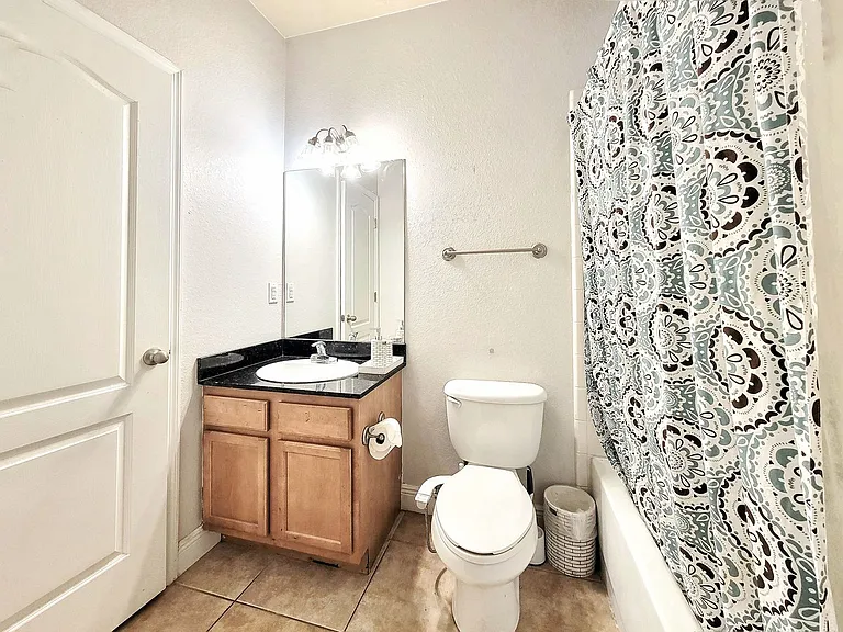 2946 SW 35th Pl #44 — Photo 11