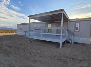 14355 S Angell Rd, Yucca, AZ 86438