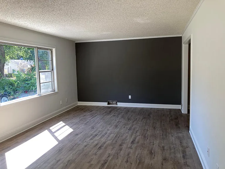 7620 High Dr — Photo 6