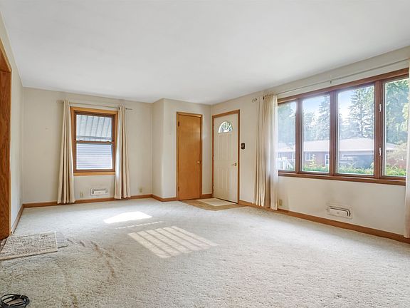 4th image of 236 18th St