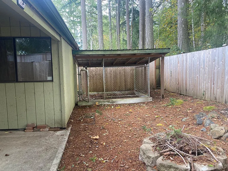 2401 Westwind Dr NW — Photo 9