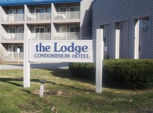 36 Lodge Rd #B313, Lincoln, NH 03251