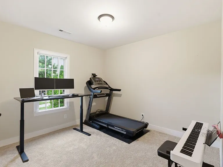 790 Fontwell Ln — Photo 10