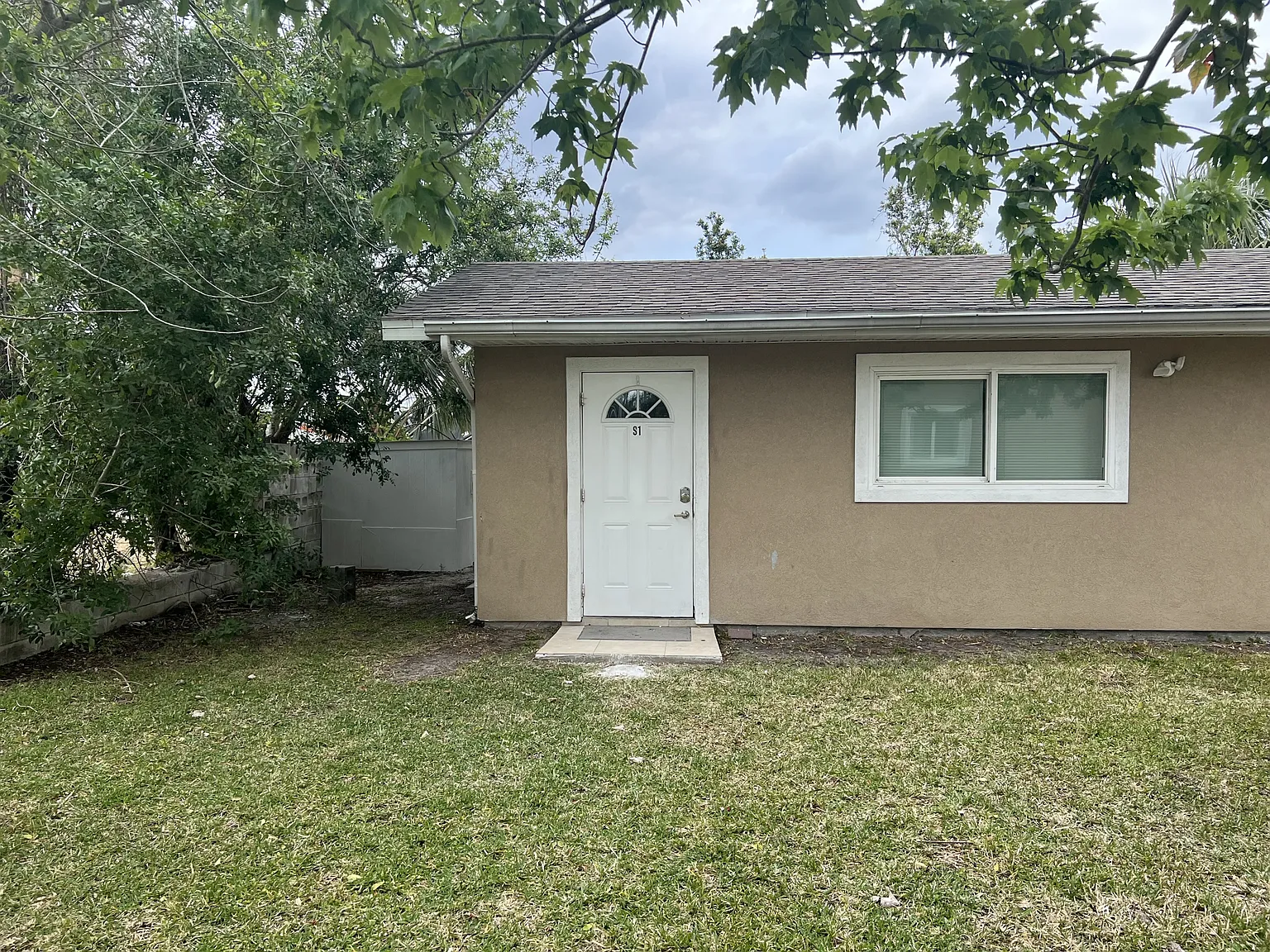 2290 South Palmetto Avenue - S1 — Photo 1