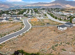 2512 Plateau Dr, East Wenatchee, WA 98802