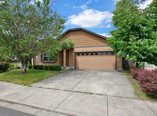 1118 S 2nd St, Cottage Grove, OR 97424
