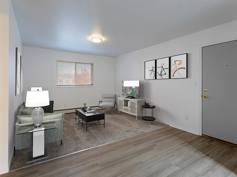 North Russell Apts-1650 N Russell — Photo 44