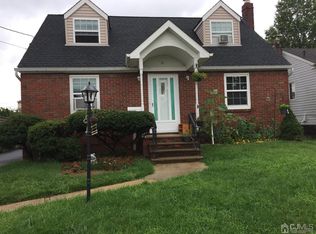 41 Pennsylvania Ave, Carteret, NJ 07008