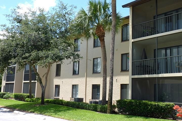 1st image of 206 Foxtail Dr APT A1