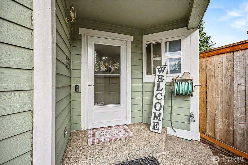 4th image of 5520 Cricket Ln SE