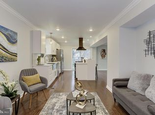 4207 32nd St, Mount Rainier, MD