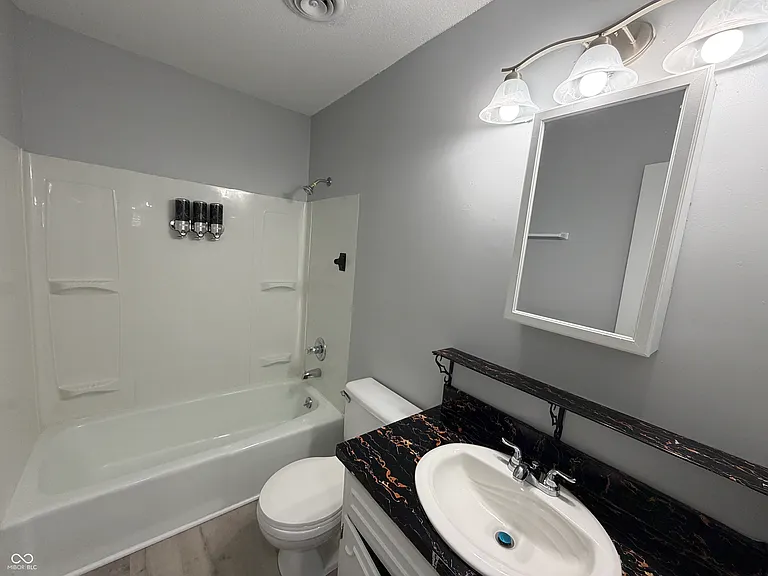 6474 Lupine Ter — Photo 16