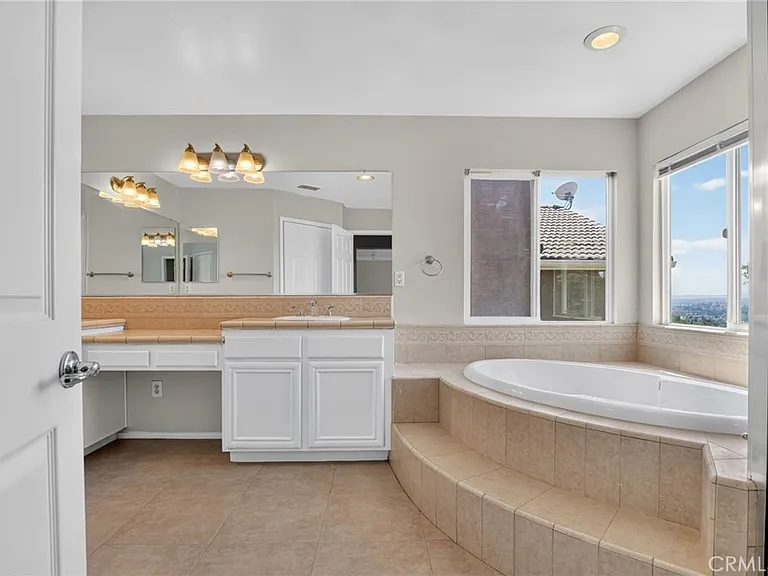 11217 Ravenna Ln — Photo 37