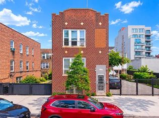 2869 W 16th St, Brooklyn, NY 11224