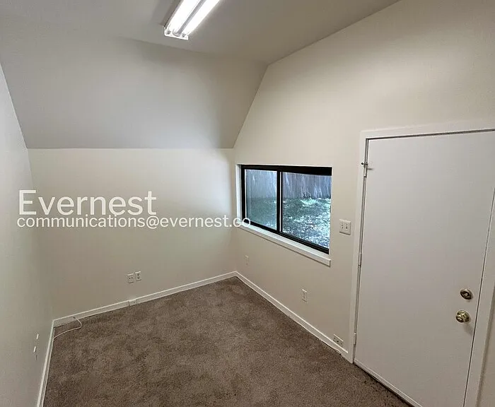 128 Sharps Rd — Photo 9