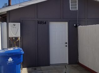 6854 Amigo Ave, Reseda, CA 91335