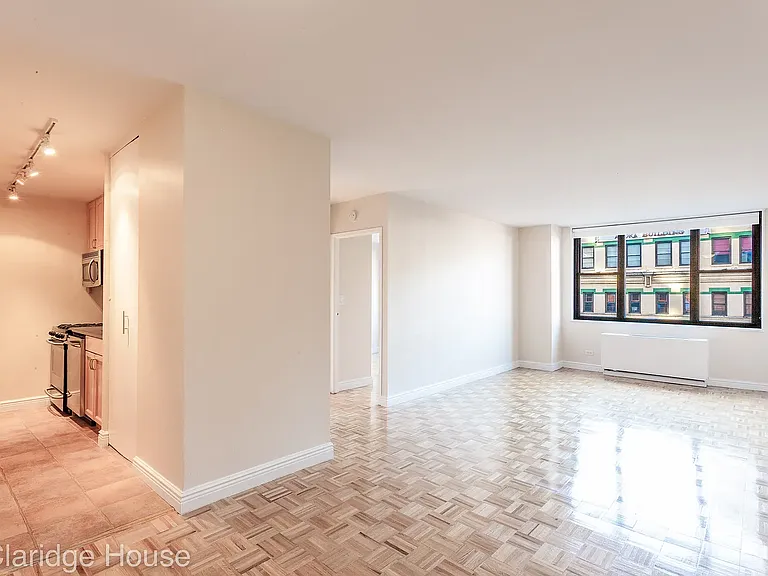 201 E 87th St #3F — Photo 1