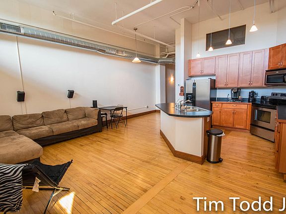 4th image of 600 Broadway Ave NW APT 233