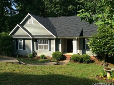 228 Bubbling Well Rd, Denver, NC, 28037