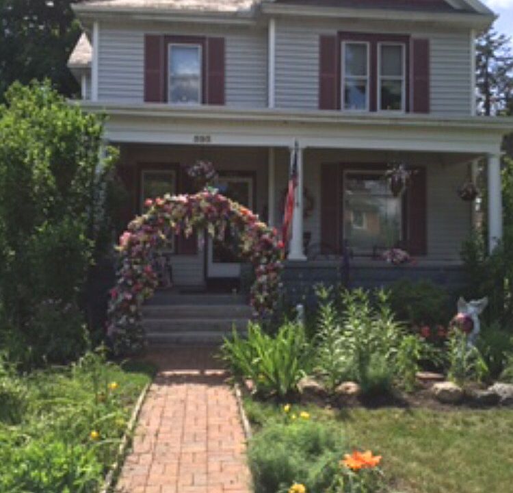 1st image of 593 Hudson Ave