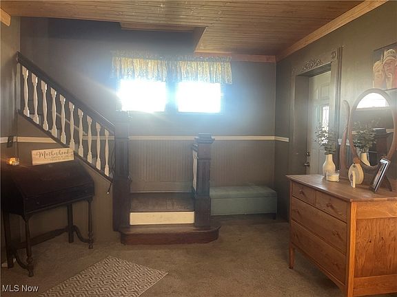 3rd image of 1641 Sharon Ave