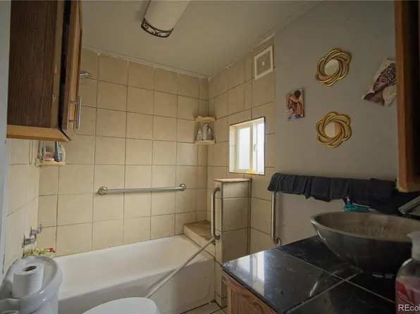 6330 E 54th Avenue, Commerce City, CO 80022