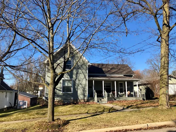 205 W Scott St, Grand Ledge, MI 48837