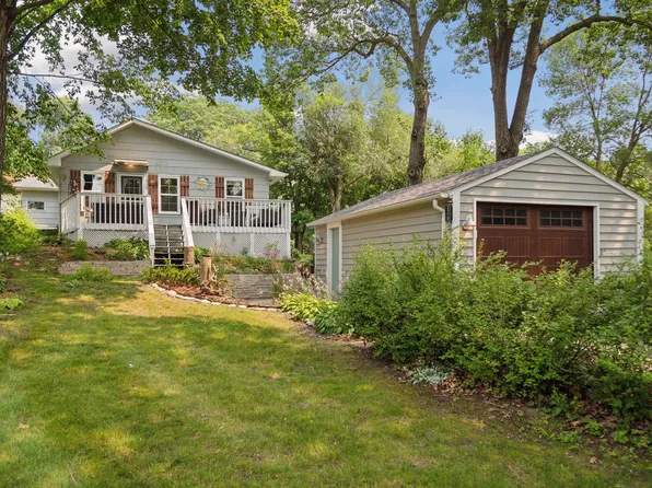 3860 Park Ln, Spring Park, MN 55384
