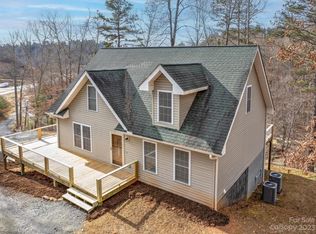 38 Sam Fox Rd, Mars Hill, NC 28754