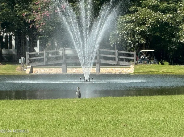 6 Lakeside Court, Hertford, NC 27944