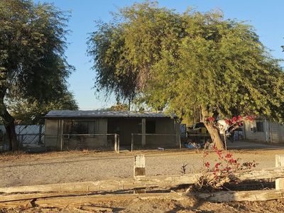 230 E Gillett St, El Centro, CA, 92243