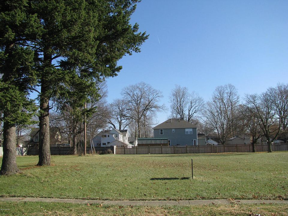 1st image of 146 N Main St