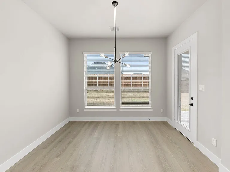 960 Georgetown Pl — Photo 1