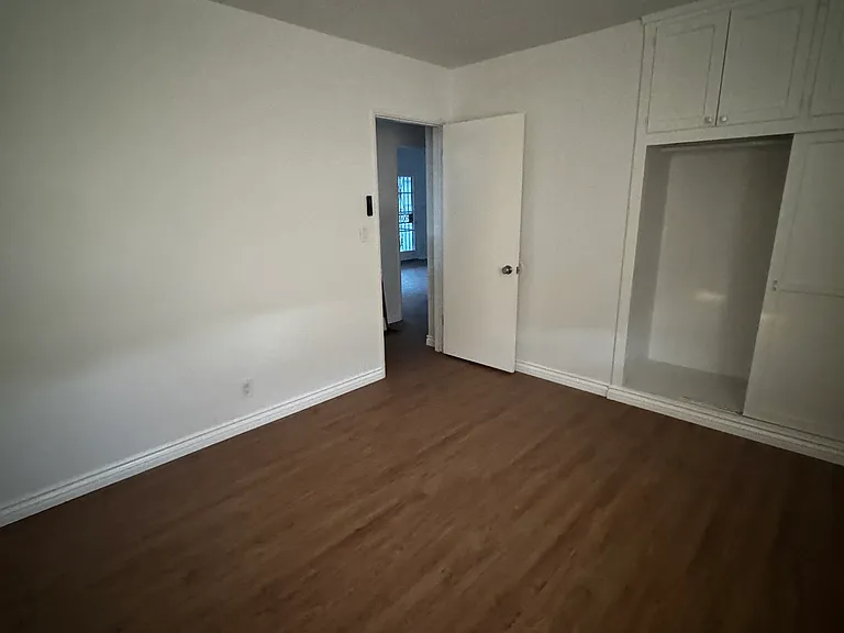 9009 Bascom St — Photo 8