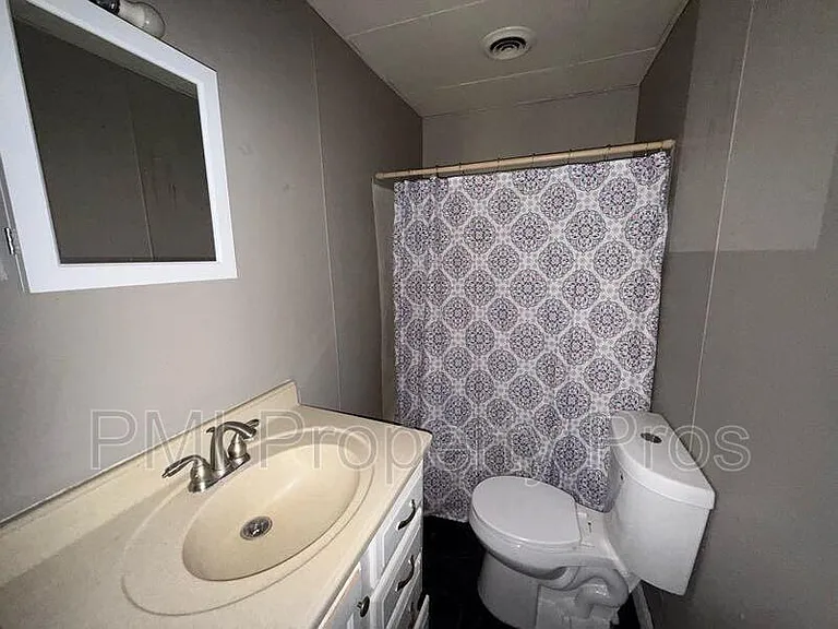 3601 W Highland Blvd #3 — Photo 9