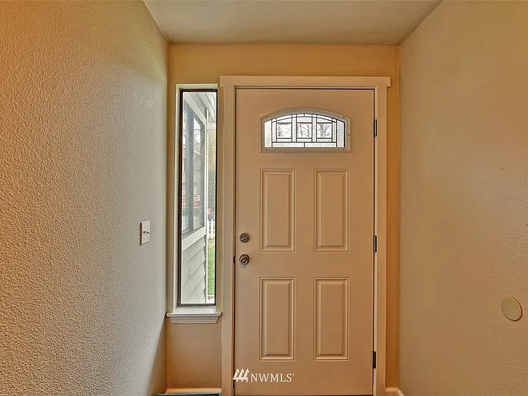 18430 20th Dr SE — Photo 5